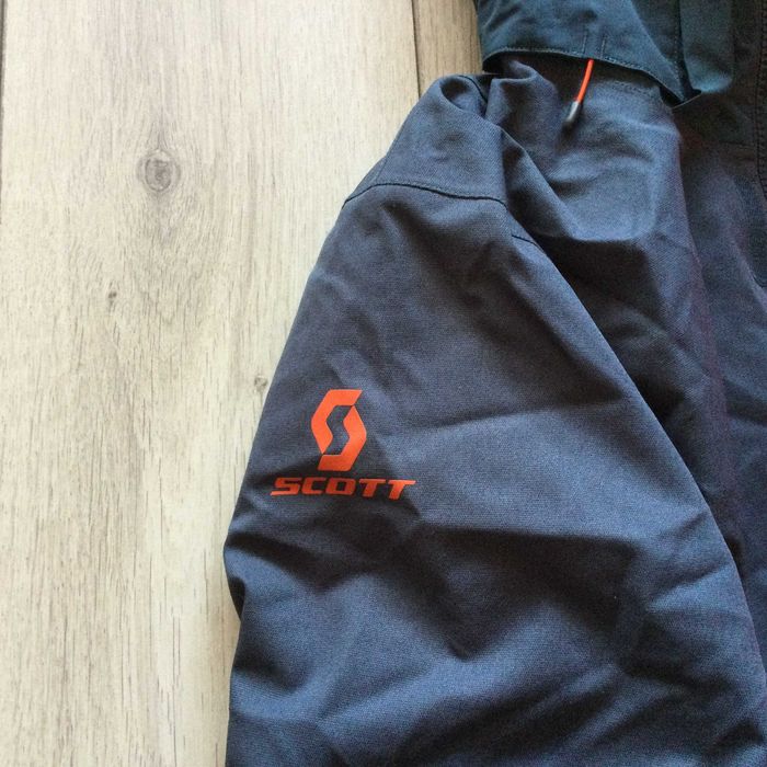 НОВО оригинално синьо зимно ски / сноуборд яке SCOTT размер M от САЩ
