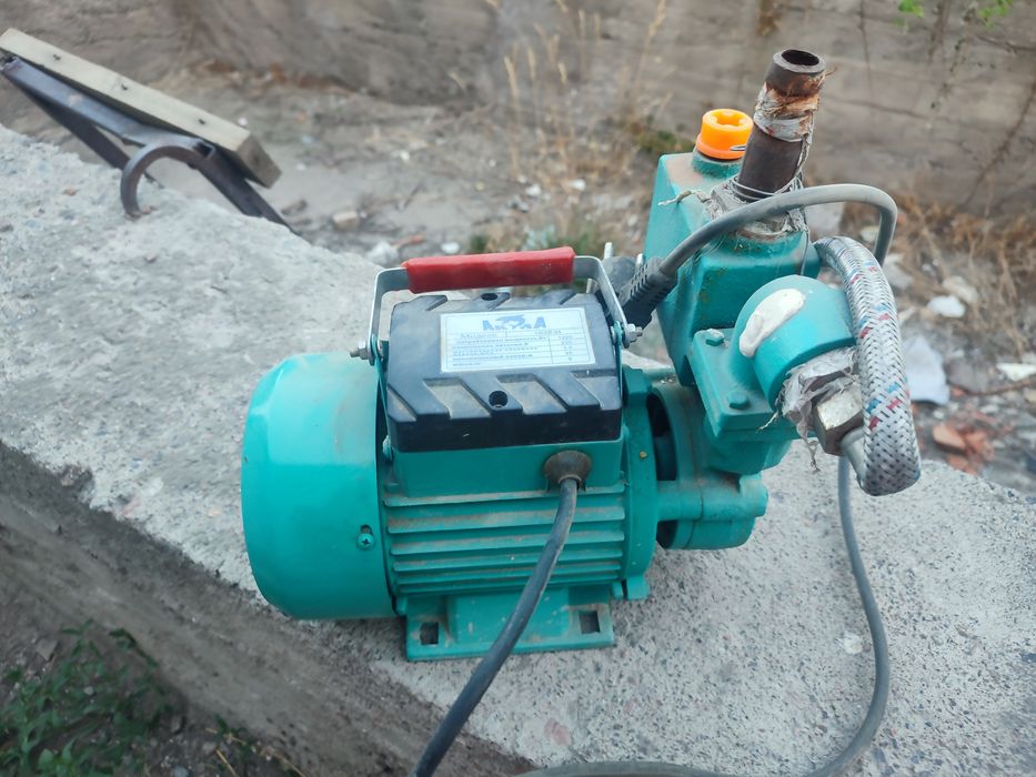 Продам насос для воды