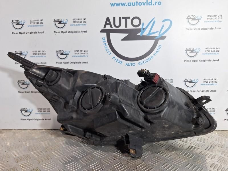 Far cu halogen stanga Opel Insignia A
