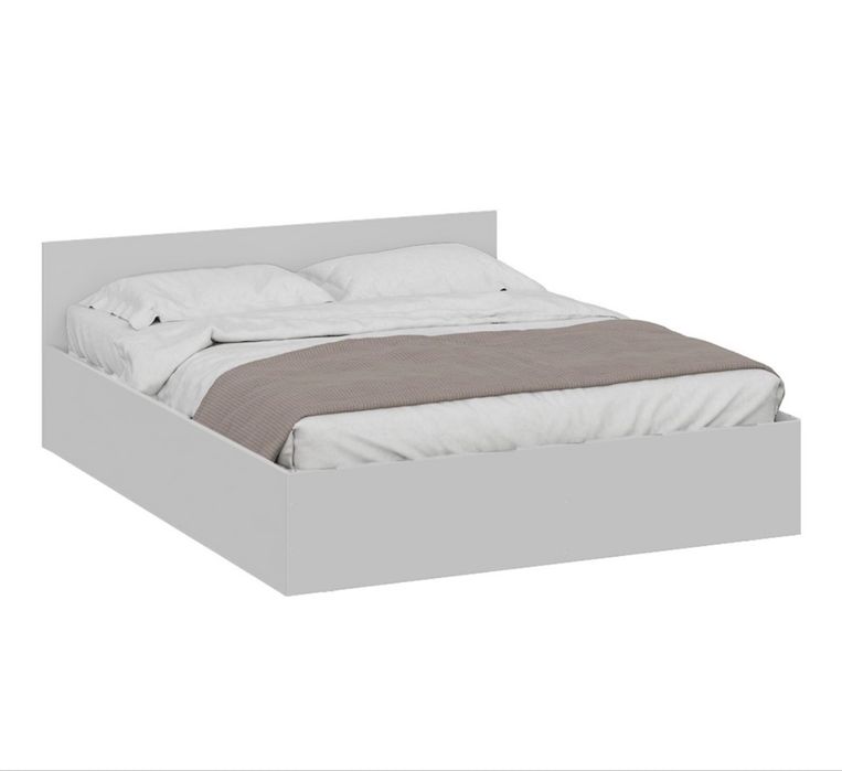 Продается двуспальная кровать с матрсом