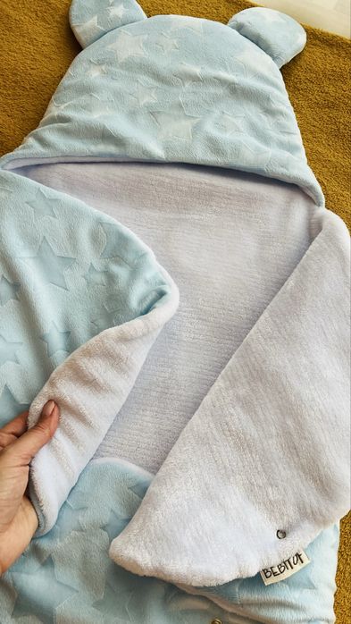 Топла пелена за изписване за бебе