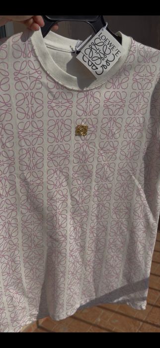 Tricou Loewe culoare diferita la Soare!