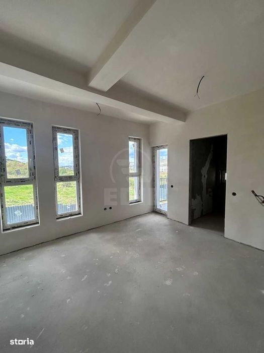 Casa Triplex De Vânzare În Florești – Confort Și Eleganță!