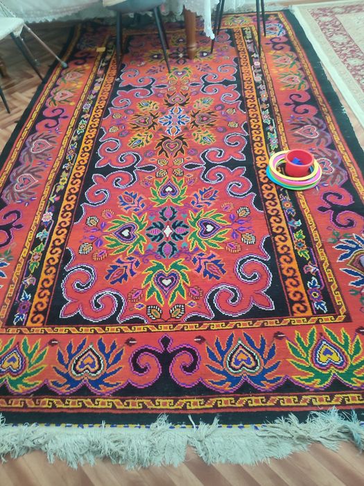 Ковер ручной работы