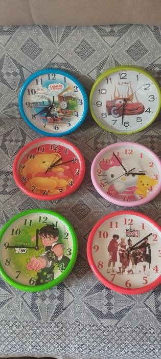 Часы настенные детская тема батарейка.