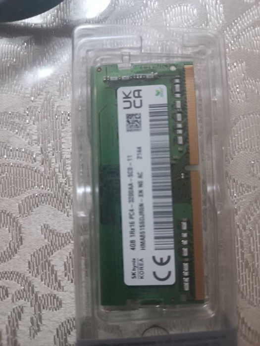 HDD, SSD, мышка, триммер, ОЗУ, сумка, подставка для ноутбука и кабели