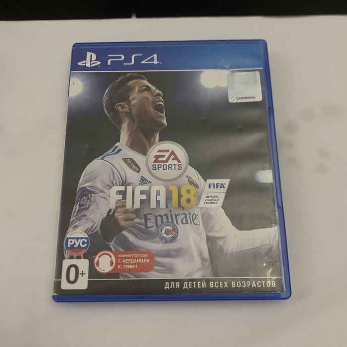 PS4 + 2 джойстика + GTA 5 + FIFA