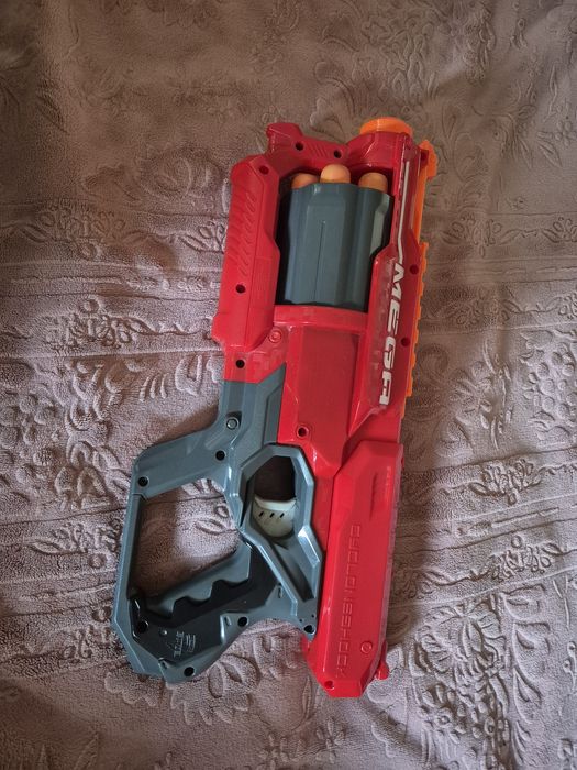 Бластер Nerf Mega Cycloneshock