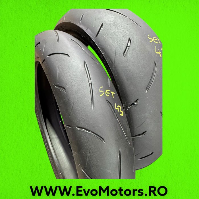 Set Anvelope Moto 120 70 17 si 190 50 17 Dunlop Roadsport2 2022 Set43