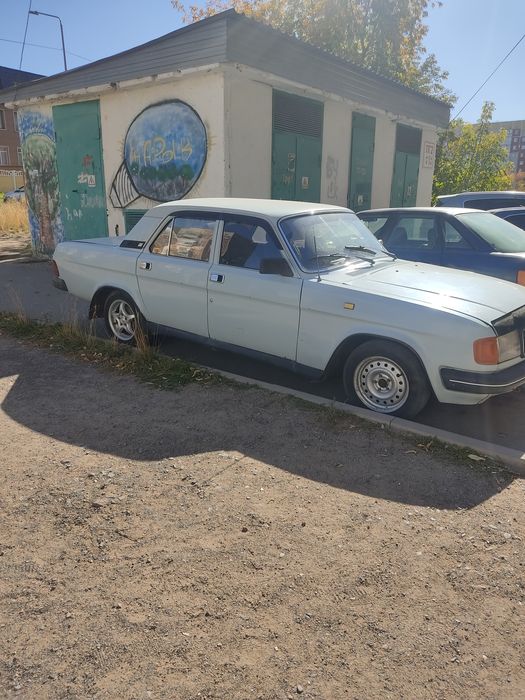 Автомобиль Волга