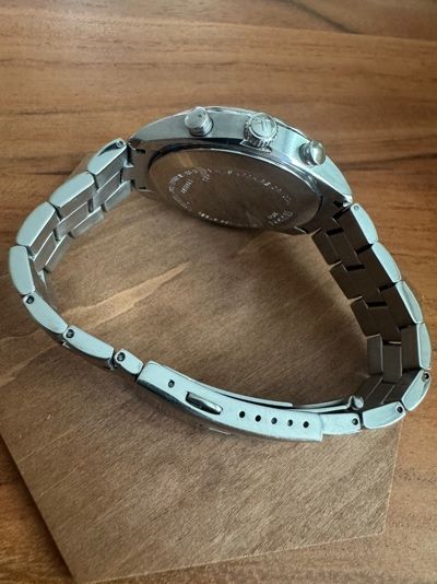Продавам часовник Tissot в перфектво състояние