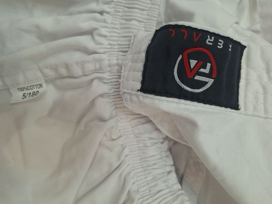 Продам кимано для каратэ