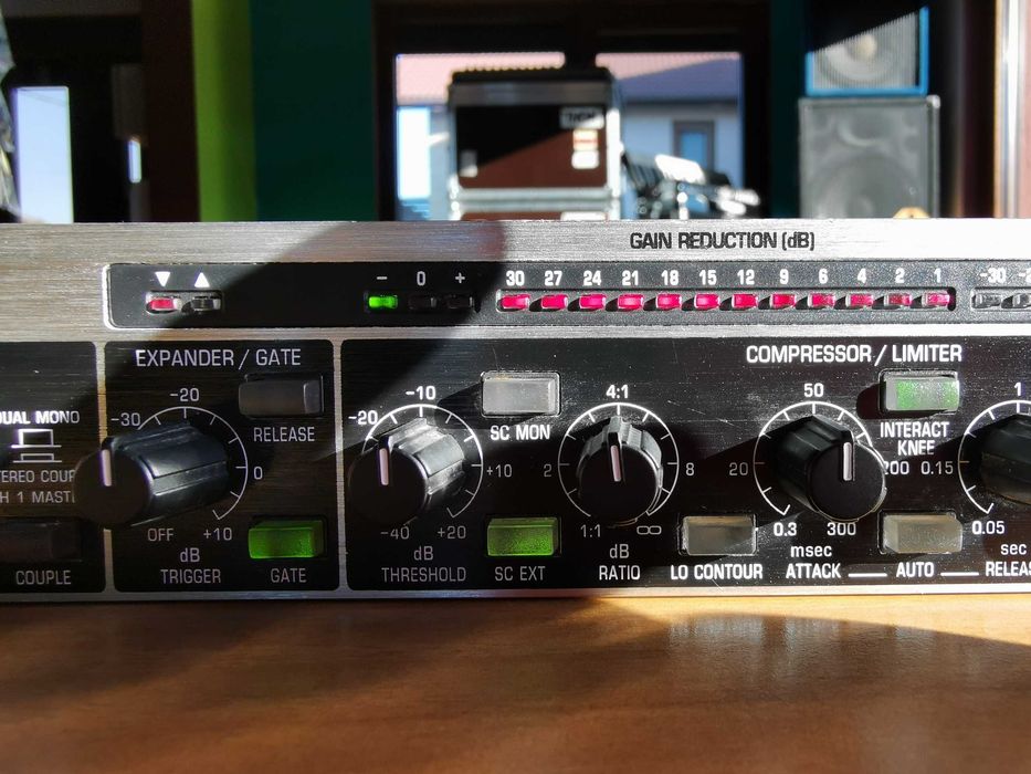 Procesor Audio Interactiv Dinamic Behringer Autocom ProXL Mod. Mdx1600