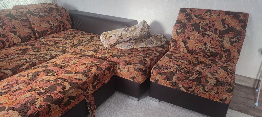 Продам диван состояние отличное