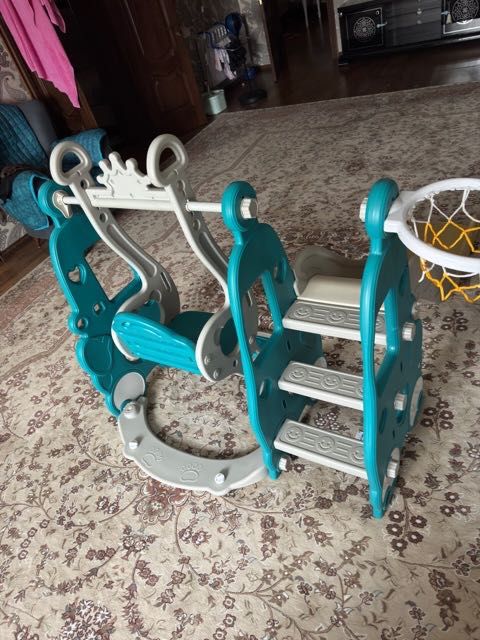 Игровой комплекс(горка,качели)