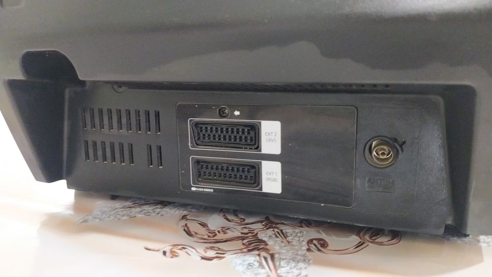 Продам телевизор LG