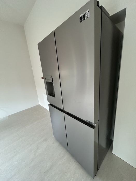 Frigider NOU, Nefolosit, Side by Side HISENSE RQ760N4SASE, Total No Frost, 584 l, H 178.5 cm, Clasa E, Dozator apa, Wi-Fi, argintiu