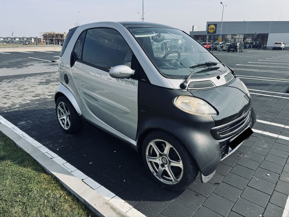 Smart fortwo 0.8 diesel / pilot automat / an 2003