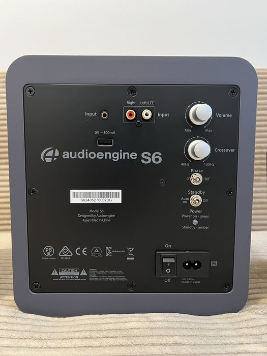 Boxe active Audioengine A2+ si Subwoofer Audioengine S6