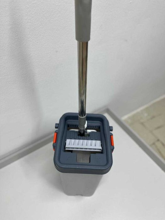 Швабра с отжимом и ведром