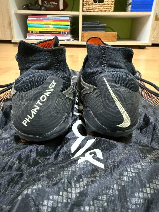 nike phantom gx elite футболни бутонки