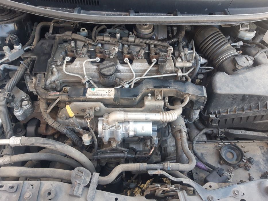 Dezmembrez Toyota Auris 2.2  D -CAT ,diesel 177 cp ,xenon