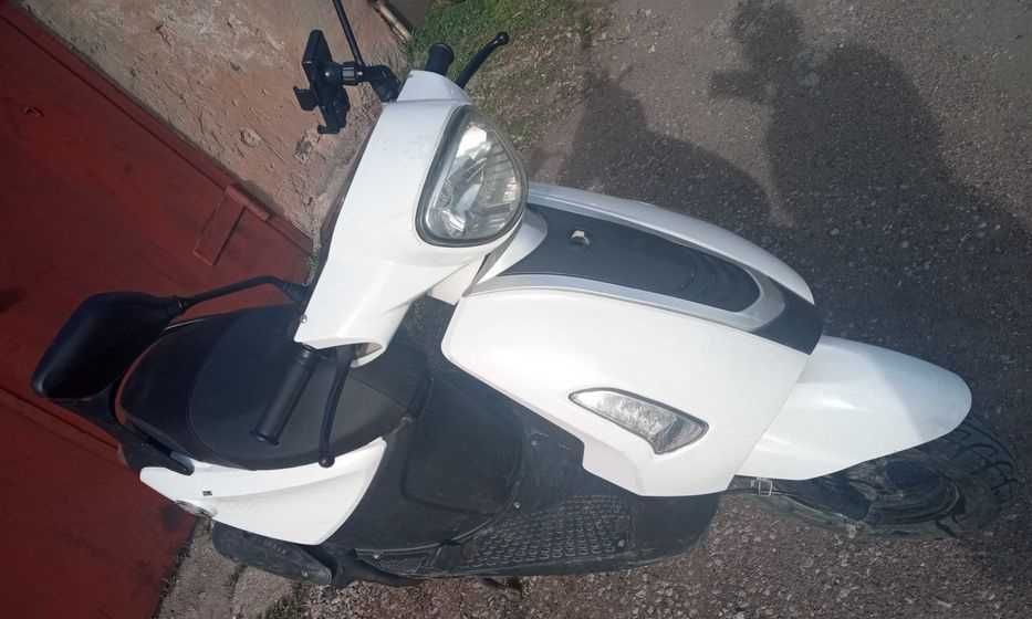 Скутер Almotor .