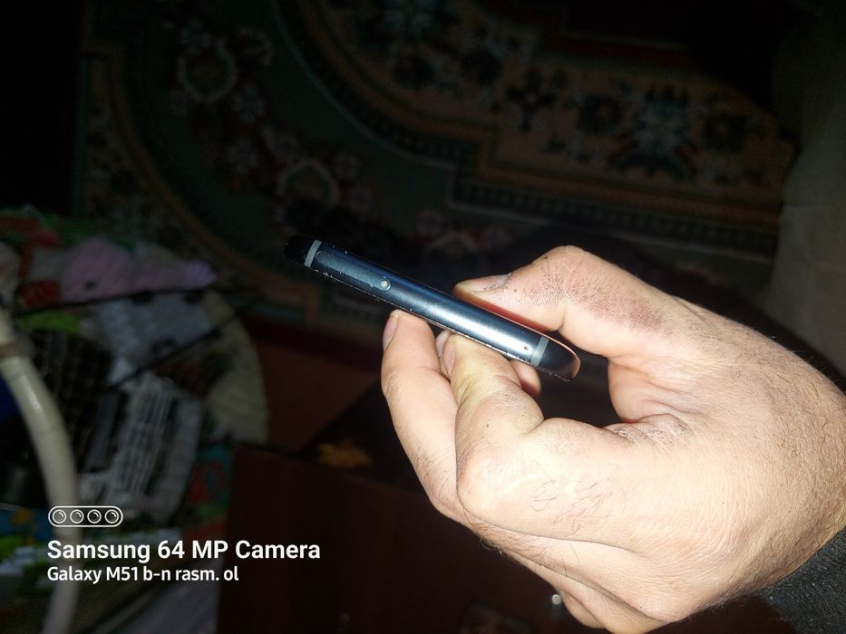 Samsung A7 17 sotiladi