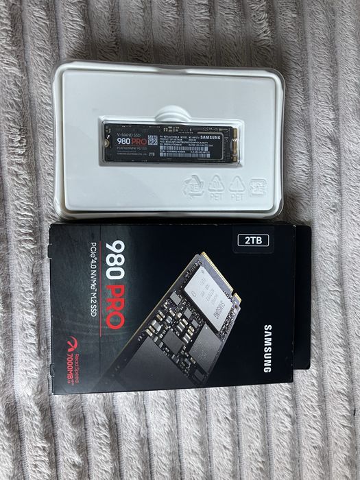 Продам диск SSD Samsung 980 Pro
