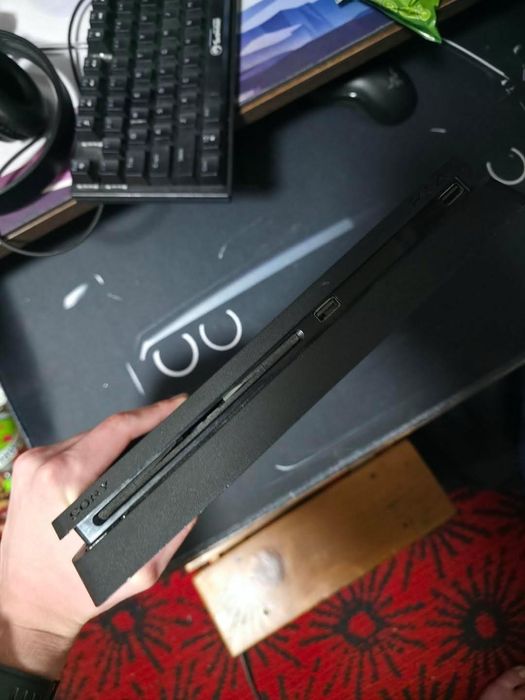 SONY PS4 Slim 512GB