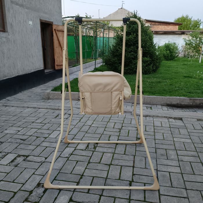 Качеля детская  состояние хорошее