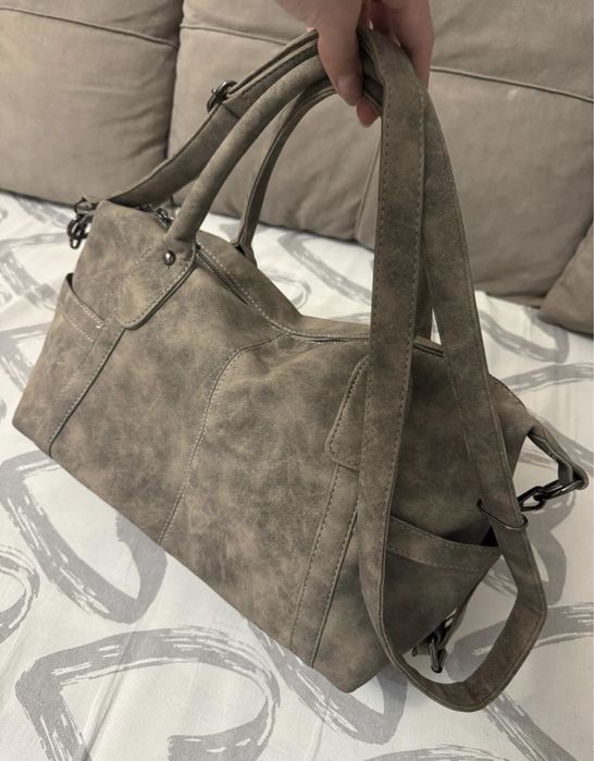 Продам Сумку в отличном состоянии.