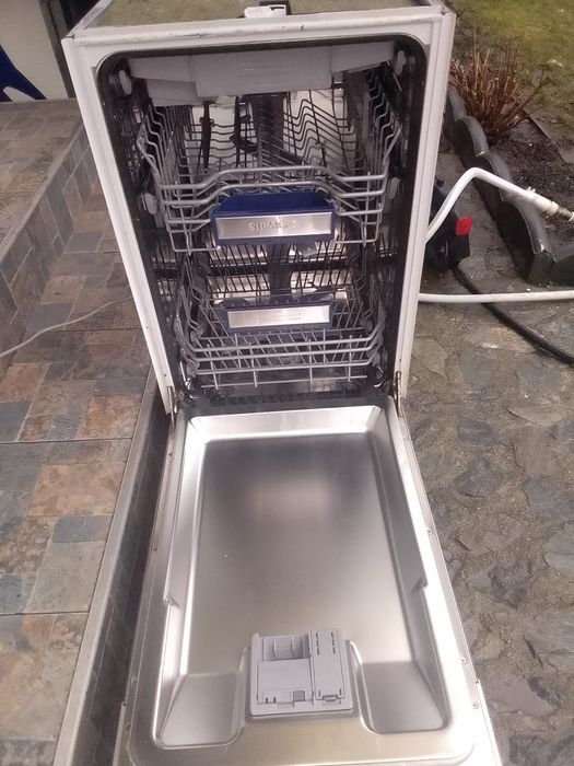 Vând mașină de spălat vase  ideală pentru un cadou