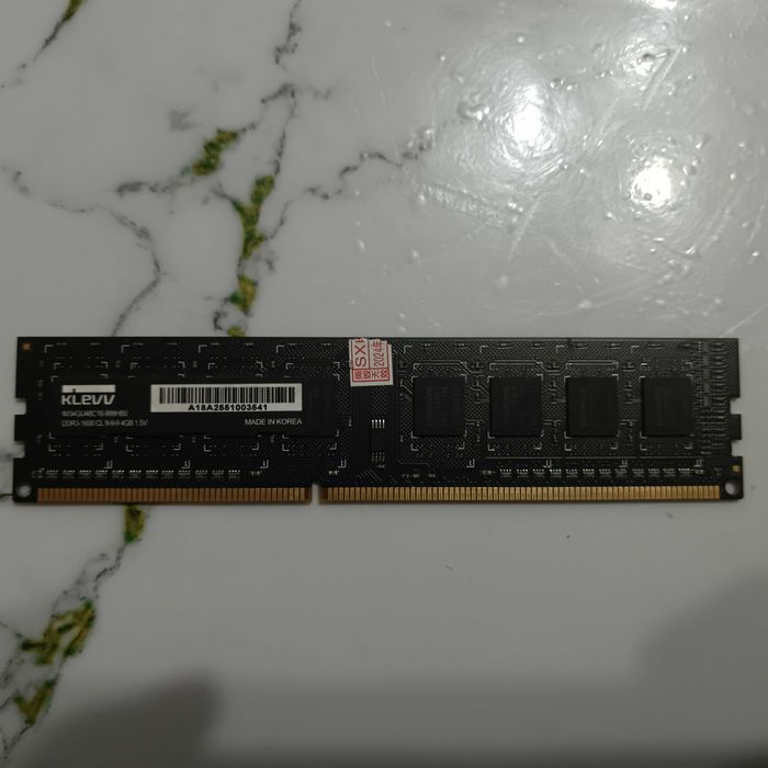 DDR3-1600 CL 9-9-9 4GB 1.5V ОЗУ