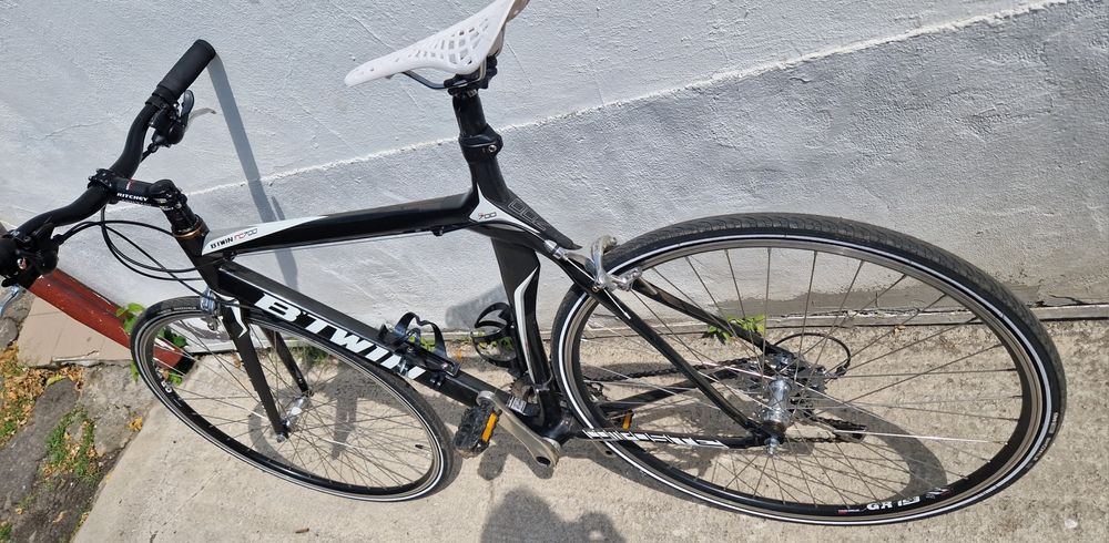 Cursiera full carbon B'twin FC700