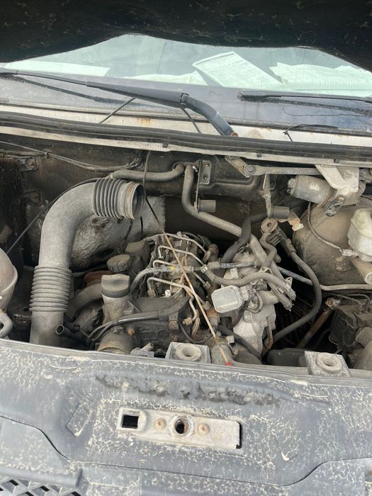 Dezmembrez Mercedes sprinter 313 2.2d