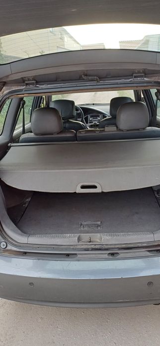 Киа Каренс 2/ Kia Carens CRDI 113 к.с. 16 V на части