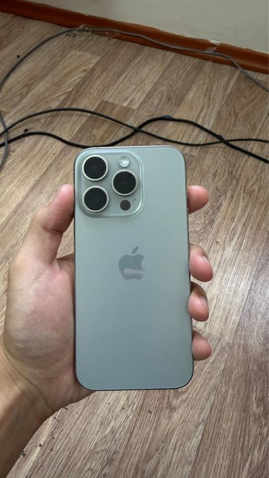 Iphone 15 pro (256gb) Natural Titanium