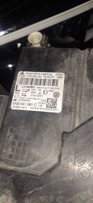 Фар за VW Tiguan/ Фолксваген Тигуан