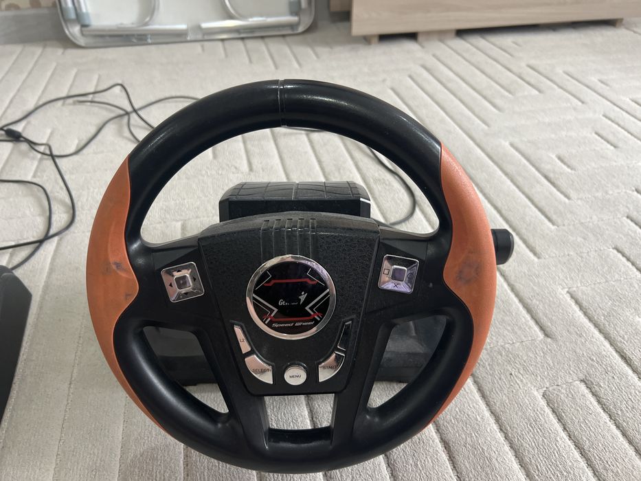 Продам руль Genius