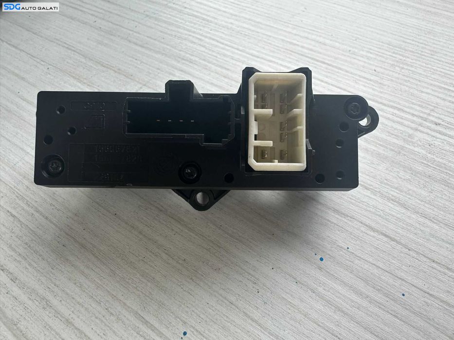 Buton Butoane Releu Avarii ASR VDC Inchidere Usi Portiere Alfa Romeo 159 2005 - 2011 Cod 156067821 156067820 [X4040]