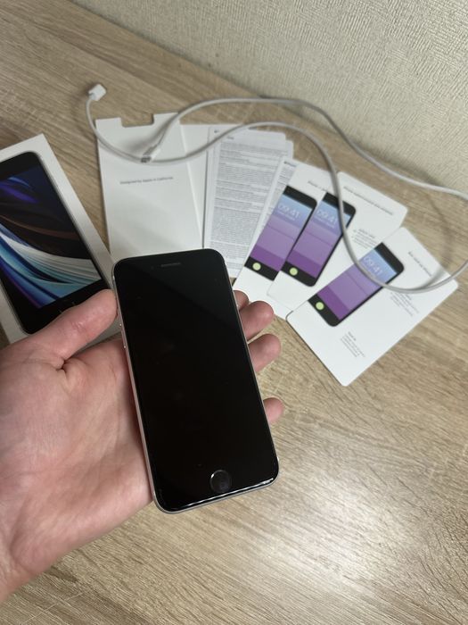 Продам ce 2020 iphone