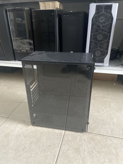 корпус с боковым стеклом