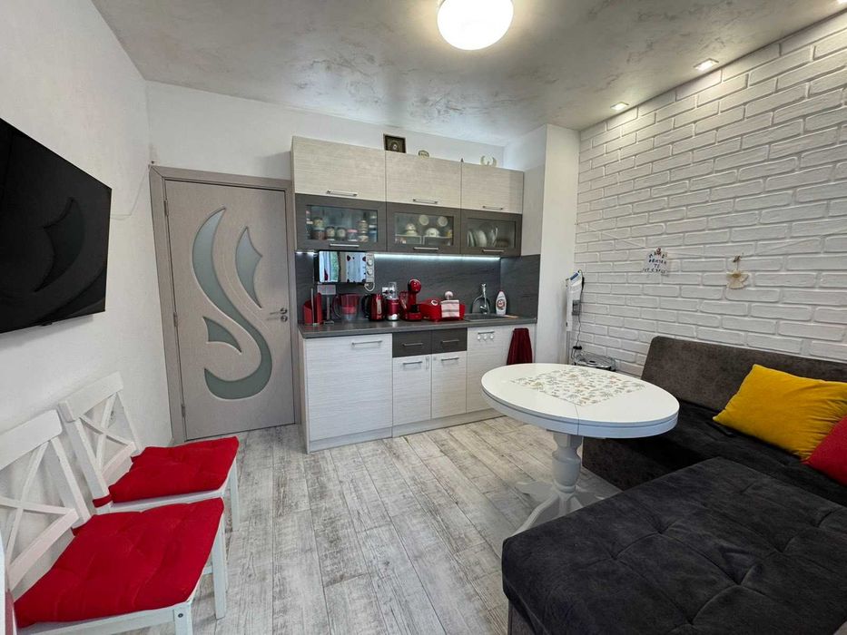 Продава се Двустаен апартамент в Велико Търново, Чолаковци - 52 кв.м за 1443 €/кв.м - Снимка #1