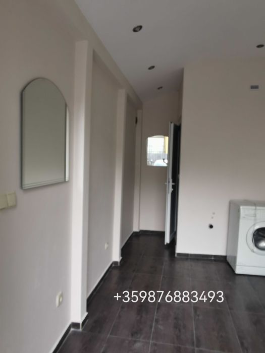 Дава се под наем Едностаен апартамент в София, Център - 20 кв.м за 193.8 € - Снимка #2