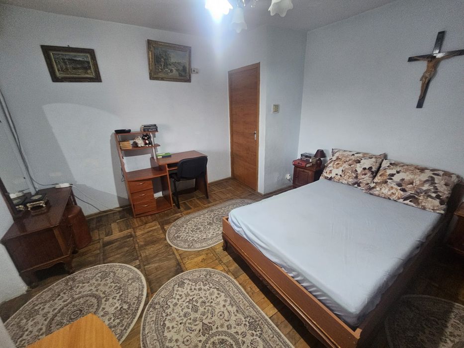Apartament 3 camere de vânzare – 70 mp | Central | Vedere spre Parcul Central | 3 balcoane | Turnu Măgurele
