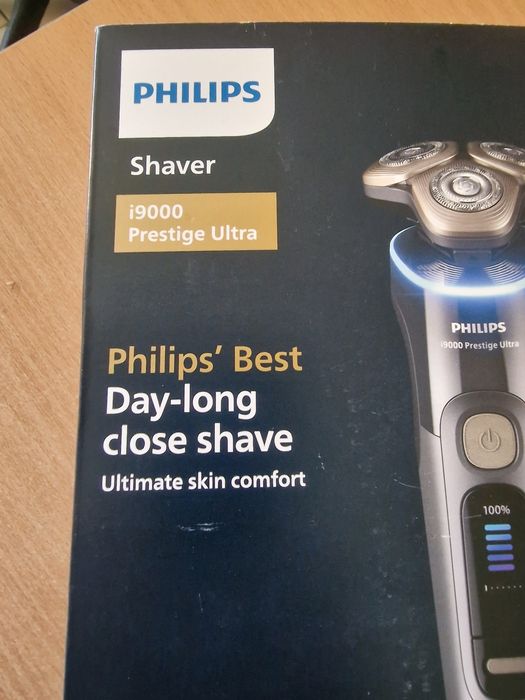 Philips i9000 Prestige Ultra – Aparat de ras electric | Nou, Sigilat