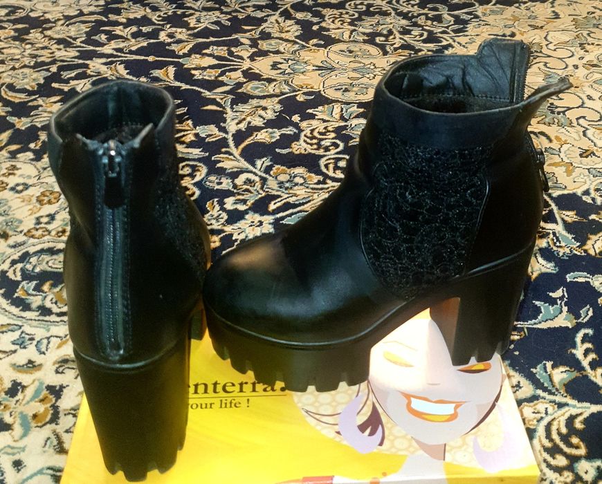 Ghete/Botine cu platforma