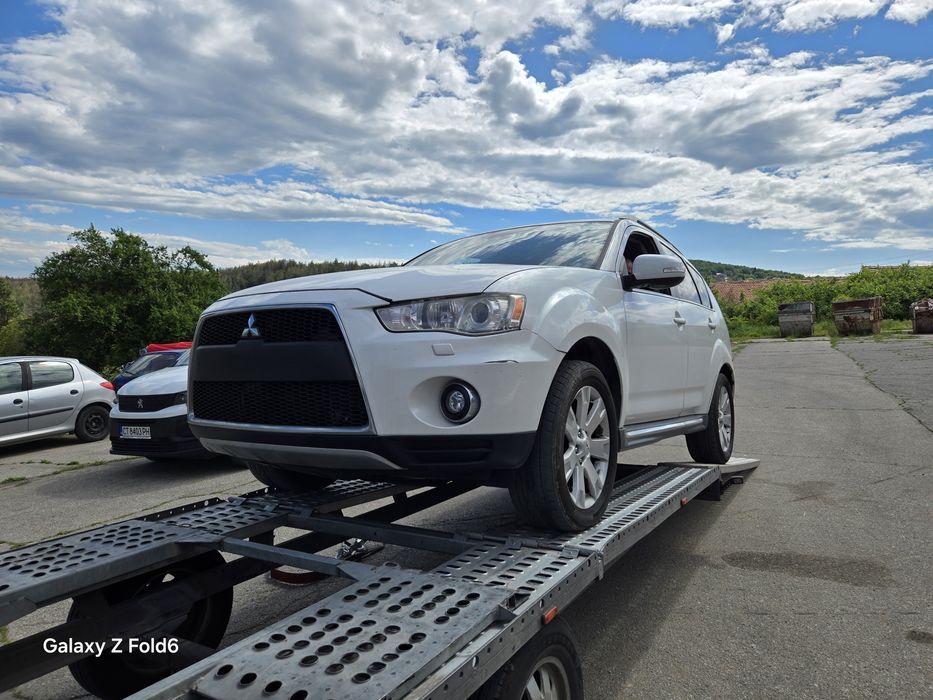 Мицубиши Аутлендър 2.2 дизел 177 к.с. НА ЧАСТИ./Mitsubishi outlander