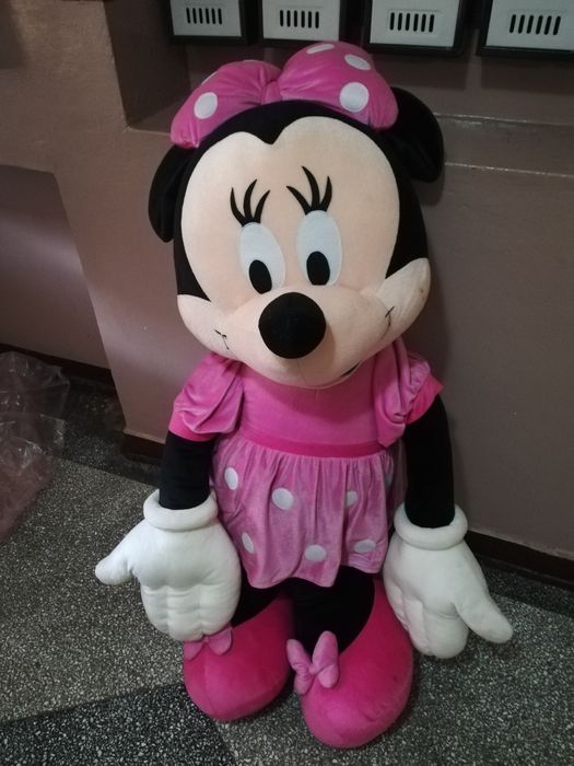 Statuie plus Minnie Mouse